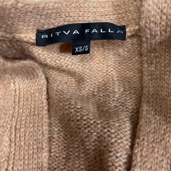 Ritva Falla V Neck Merino Wool Blend Cardigan Runs Large. - Picture 7 of 10
